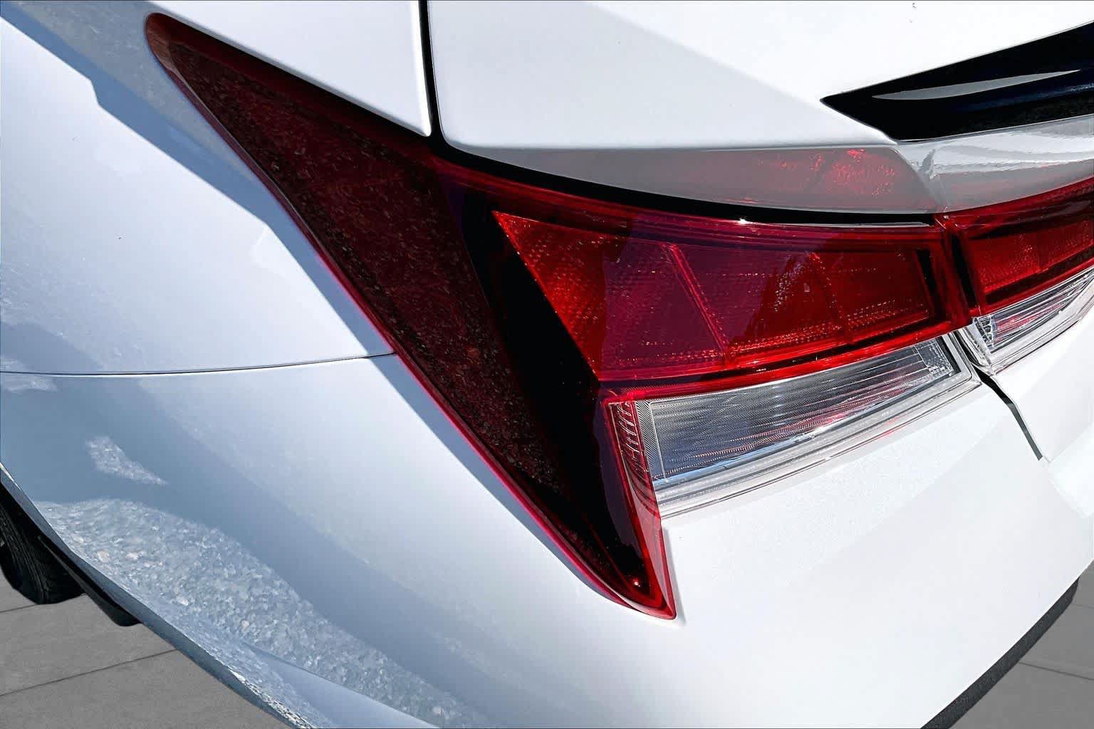 Used 2026 Hyundai Elantra Sport FWD image 29