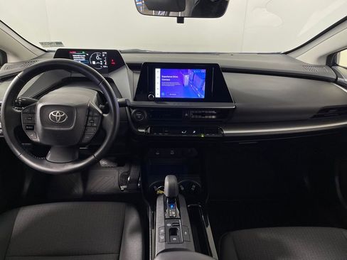 Certified 2025 Toyota Prius LE image 14