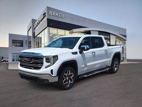 Used 2024 GMC Sierra 1500 SLT w/ SLT Premium Plus Package AWD/4WD image 1