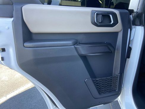 Used 2024 Ford Bronco Wildtrak AWD/4WD image 9