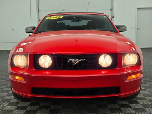 Used 2006 Ford Mustang GT Premium image 11