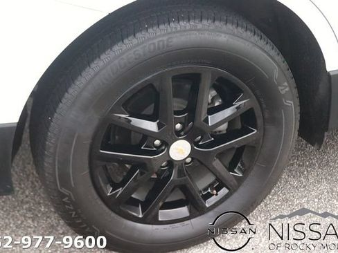 Used 2024 Chevrolet Equinox LT AWD/4WD image 7