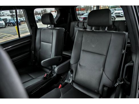 Used 2023 Lexus GX 460 Premium image 14