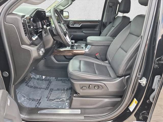 Used 2025 GMC Sierra 1500 Elevation w/ Elevation Premium Package AWD/4WD image 16