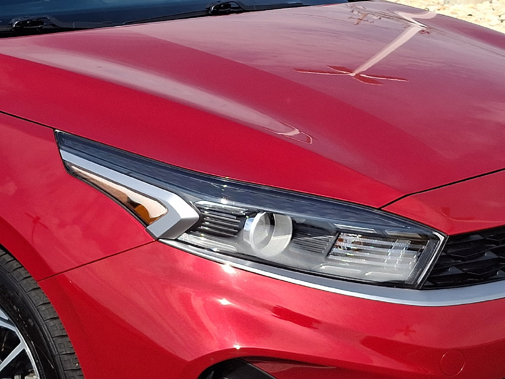 Used 2024 Kia Forte LXS FWD image 9