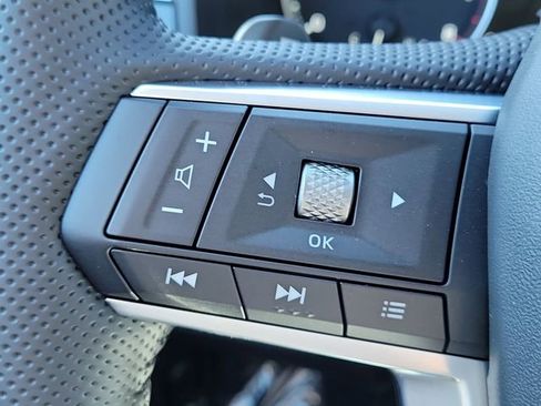 New 2026 Mitsubishi Outlander SE image 25