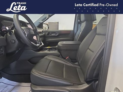 Used 2026 GMC Yukon Denali w/ Advanced Technology Package AWD/4WD image 13