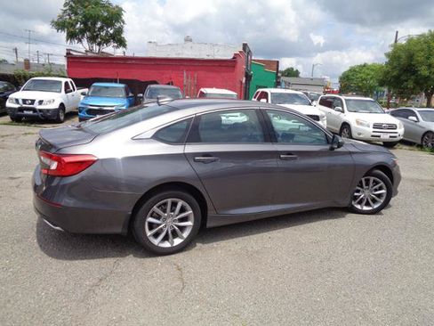 Used 2021 Honda Accord LX image 9
