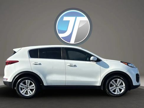 Used 2017 Kia Sportage LX FWD image 14