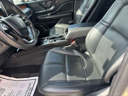 Used 2022 Lincoln Corsair Reserve w/ Equipment Group 201A image 7