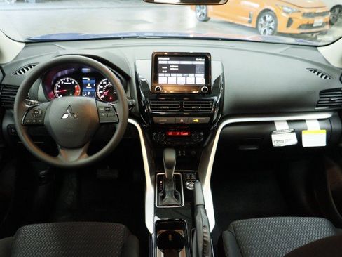 New 2026 Mitsubishi Eclipse Cross LE AWD/4WD image 19