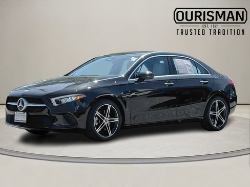 Used 2022 Mercedes-Benz A 220 4MATIC image 2