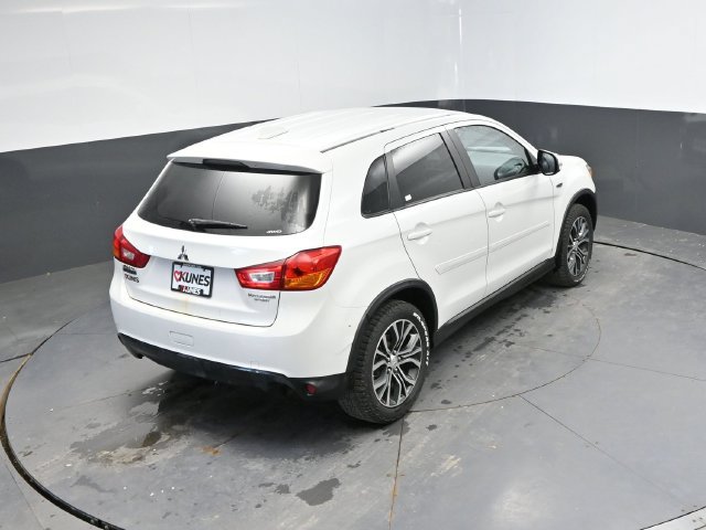 Used 2017 Mitsubishi Outlander Sport AWD image 29