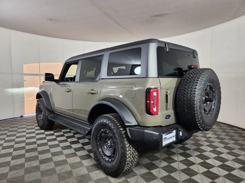 New 2025 Ford Bronco Outer Banks w/ Sasquatch Package image 5