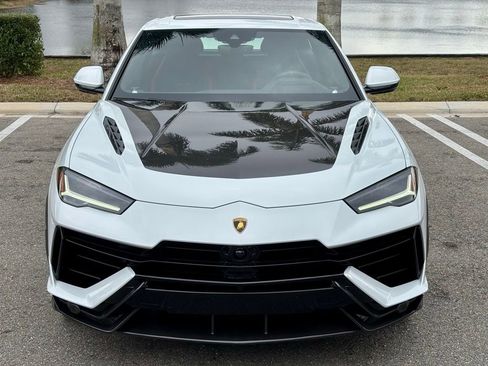 Used 2024 Lamborghini Urus Performante image 3