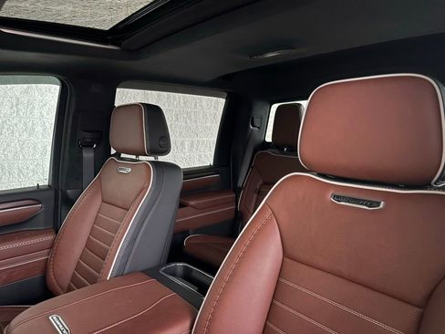 Certified 2025 GMC Sierra 2500 Denali Ultimate image 2