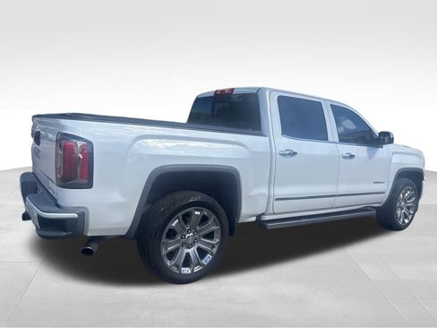 Used 2018 GMC Sierra 1500 Denali w/ Denali Ultimate Package image 9
