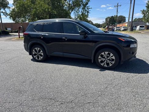 Used 2021 Nissan Rogue SV w/ Premium Package AWD/4WD image 5