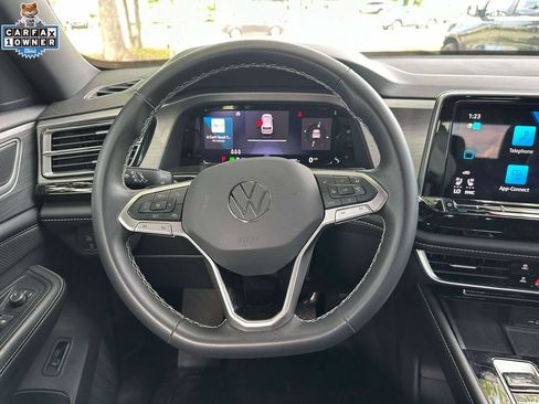 Used 2024 Volkswagen Atlas Cross Sport SE w/ Black Wheel Package AWD/4WD image 13