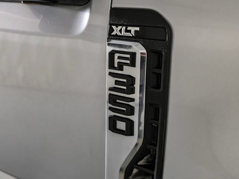 Used 2024 Ford F350 XLT AWD/4WD image 42
