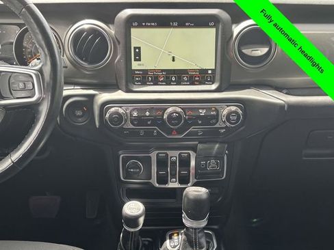 Used 2018 Jeep Wrangler Unlimited Sahara w/ Dual Top Group AWD/4WD image 30