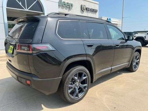 New 2026 Jeep Cherokee Limited AWD/4WD image 7