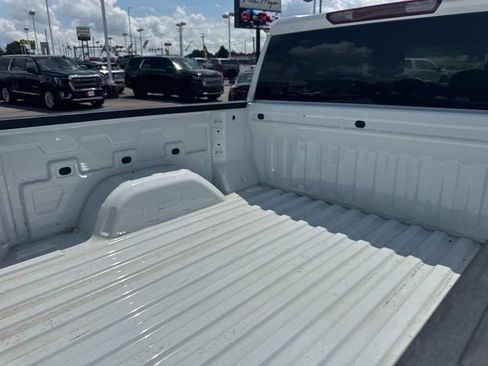 Used 2026 Chevrolet Silverado 1500 W/T w/ WT Value Package AWD/4WD image 13