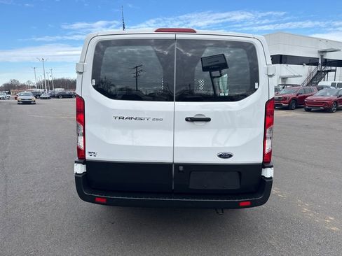 Used 2024 Ford Transit 250 Low Roof w/ Exterior Upgrade Package RWD image 4