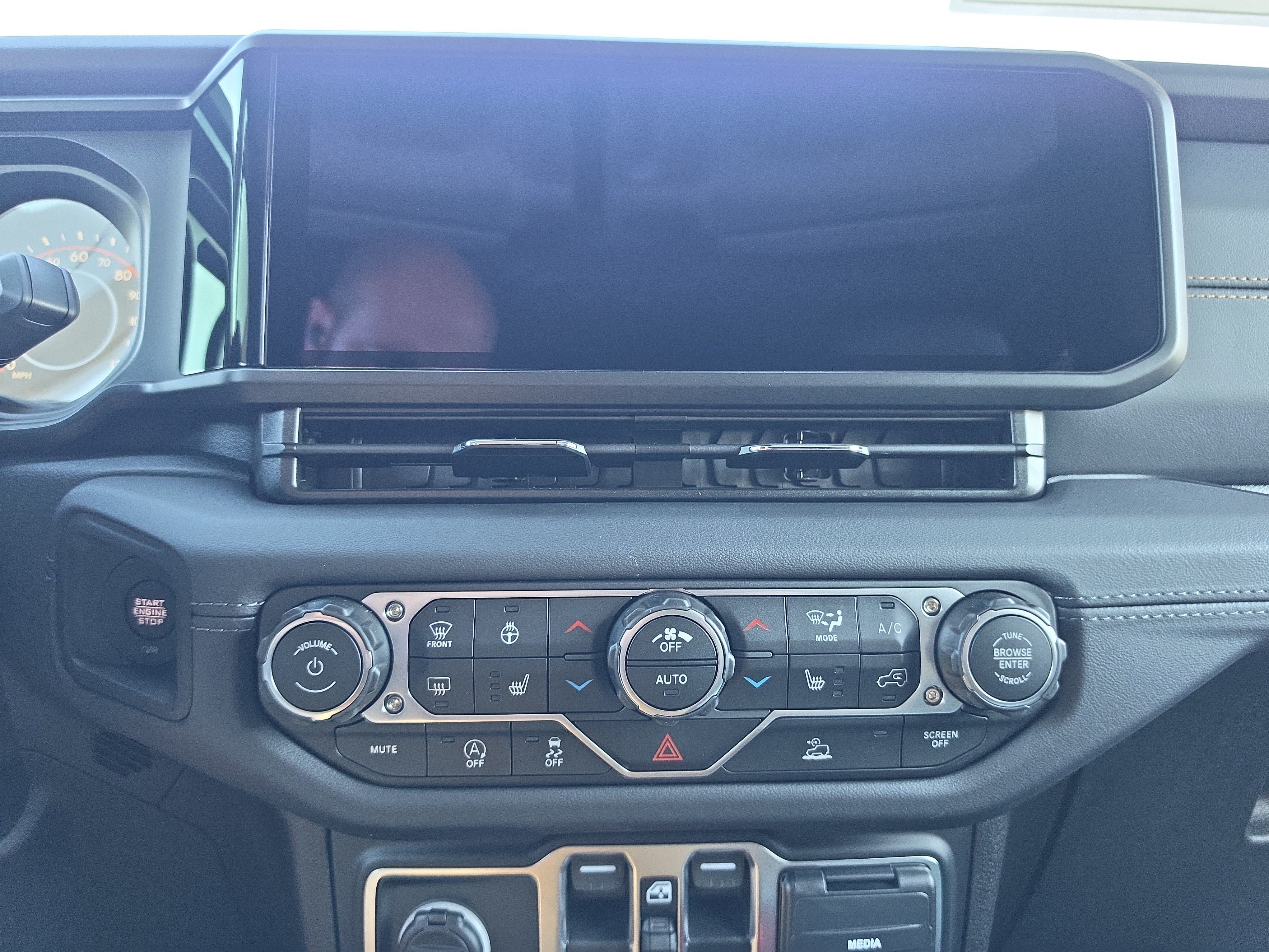 New 2026 Jeep Gladiator Sport AWD/4WD image 27