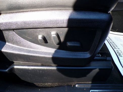 Used 2016 GMC Yukon XL Denali w/ Open Road Package image 18