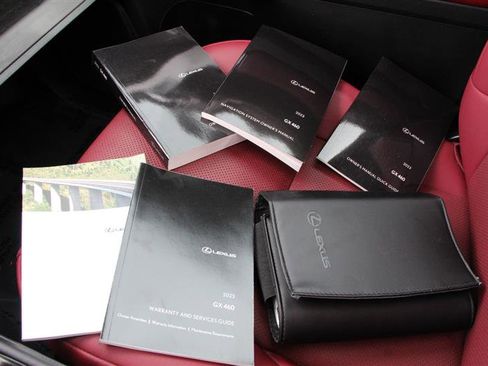 Used 2023 Lexus GX 460 Premium w/ Premium Package image 47