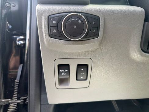 Used 2020 Ford F150 XLT w/ Equipment Group 302A Luxury AWD/4WD image 24