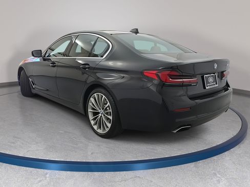 Used 2021 BMW 540i w/ Premium Package image 7