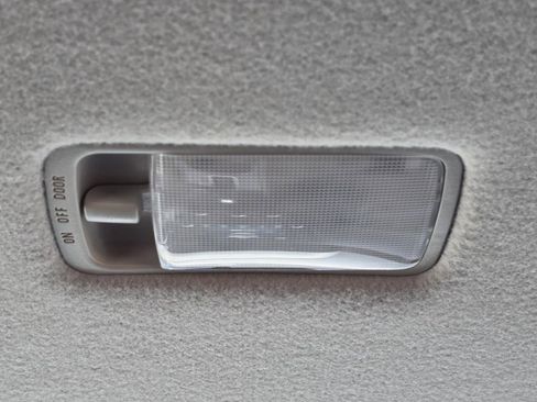 Used 2023 Nissan Kicks SV image 29