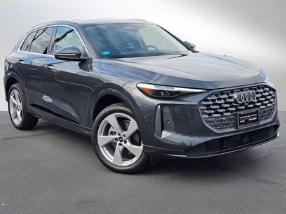 New 2025 Audi Q5 Premium Plus