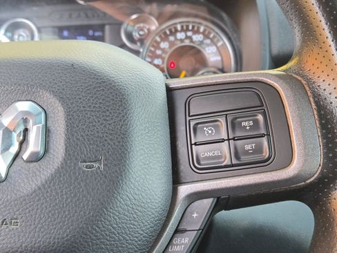 Used 2021 RAM 5500 Tradesman w/ Chrome Appearance Group image 35