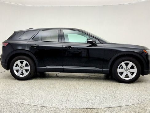 Used 2025 Honda Prologue EX image 4