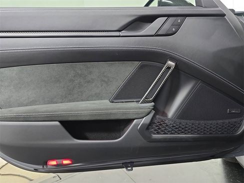 Used 2025 Porsche 911 GT3 image 22