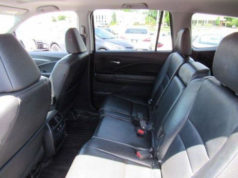 Used 2017 Honda Pilot EX-L image 18
