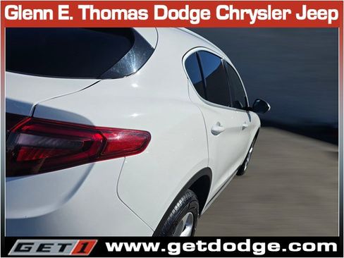 Used 2019 Alfa Romeo Stelvio image 12