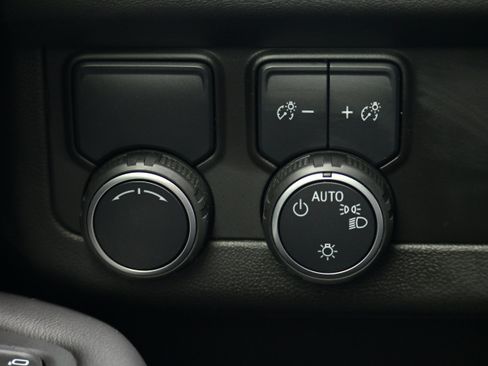 Used 2021 Chevrolet Tahoe High Country image 24