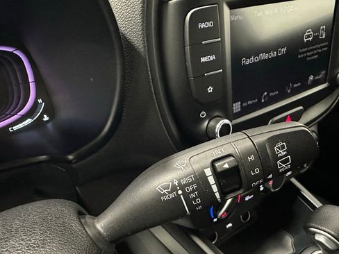 Used 2024 Kia Soul LX w/ Option Group 015 image 22