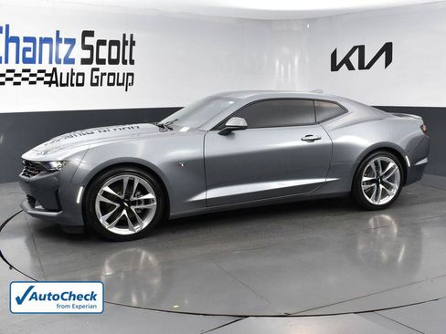 Used 2020 Chevrolet Camaro LT w/ RS Package RWD image 2