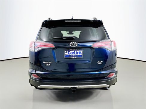 Used 2018 Toyota RAV4 XLE image 7