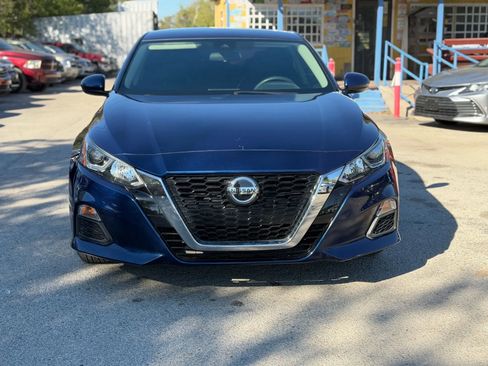 Used 2021 Nissan Altima 2.5 S image 2