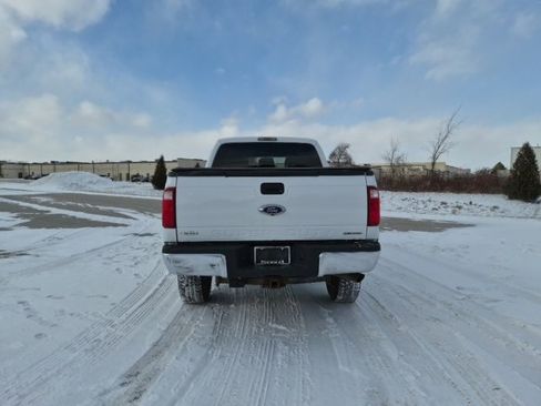 Used 2016 Ford F250 XLT w/ FX4 Off-Road Package image 6