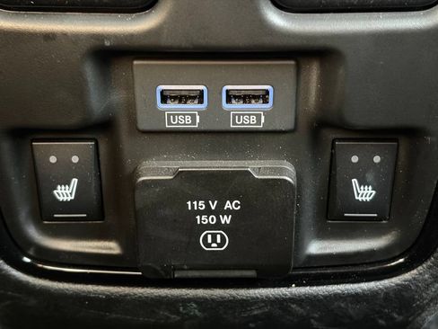 Used 2023 Dodge Durango GT AWD/4WD image 16