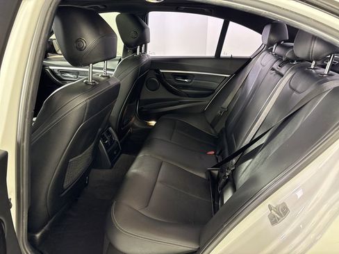 Used 2018 BMW 330i Sedan RWD image 22