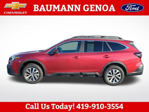 Used 2020 Subaru Outback Premium AWD/4WD image 2