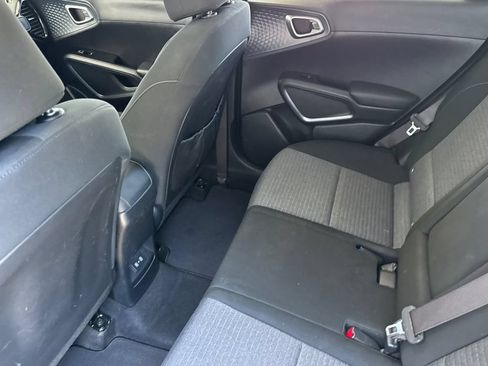 Used 2023 Kia Soul EX FWD image 12